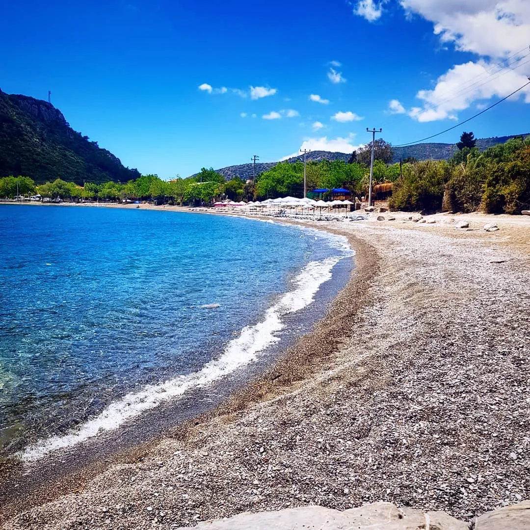 Hayıtbükü koyu ve plajı
